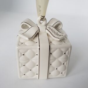 Pandora 2016 Holiday Christmas Present Ornament with Hiding Spot EUC